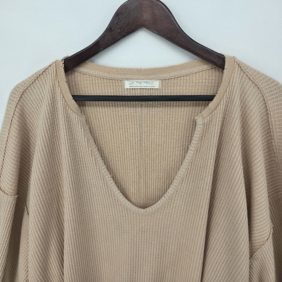 Free People We The Free Buttercup Thermal Top Windswept Leaves Oversized Small - Picture 3 of 15